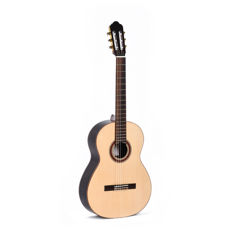 Sigma solid top classical guitar CR-10